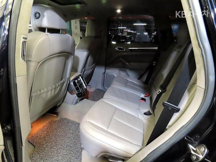 Porsche Cayenne New 958 4.8 Turbo 8