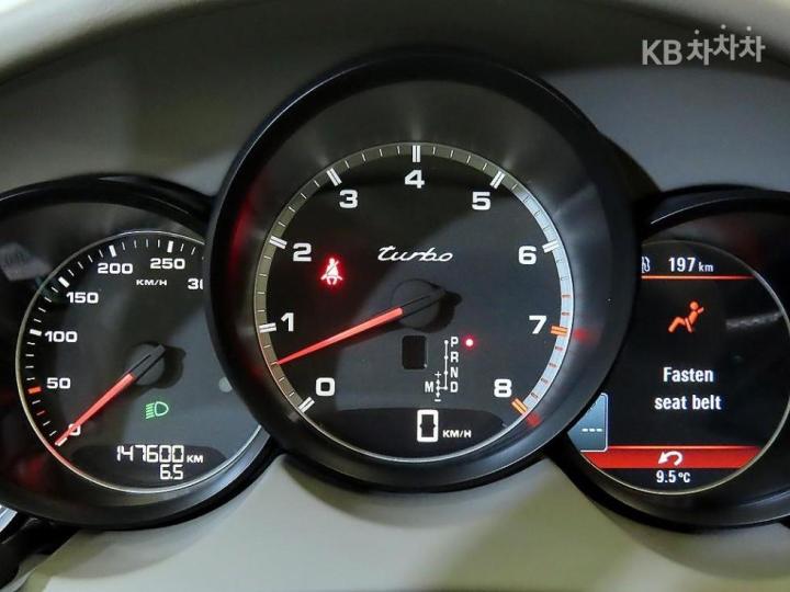 Porsche Cayenne New 958 4.8 Turbo 10