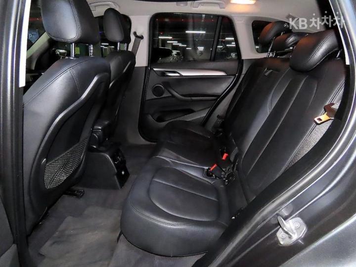 BMW X1 F48 xDrive 18d Base Type 8