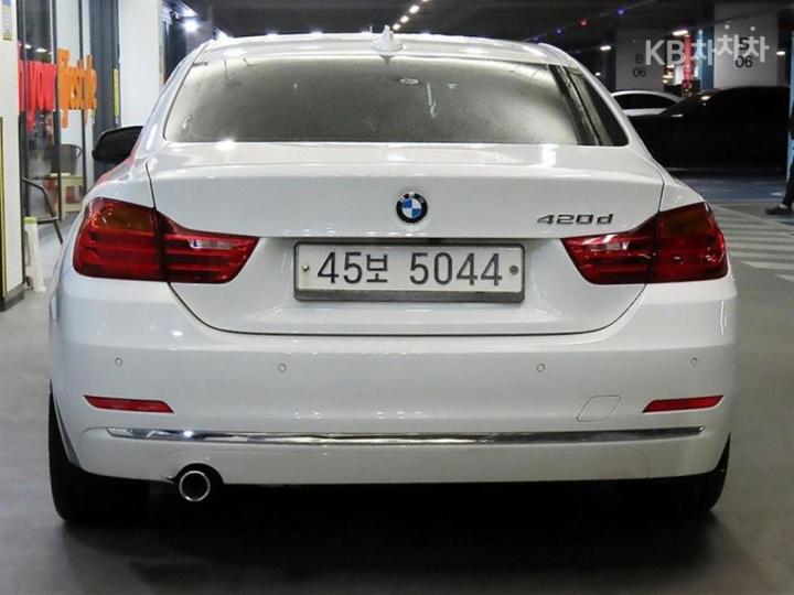 BMW 4 Series F32 420d Coupe Luxury F32 6