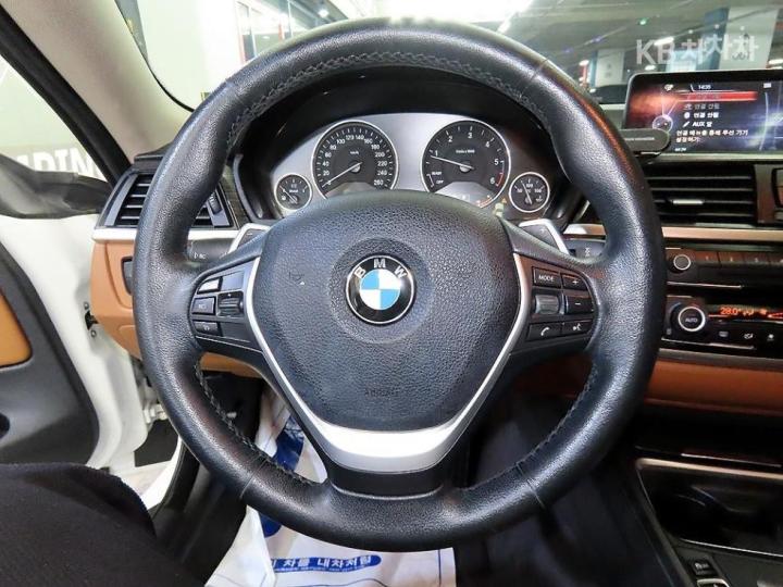 BMW 4 Series F32 420d Coupe Luxury F32 9