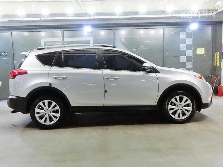 Toyota RAV4 2.5 4WD 4