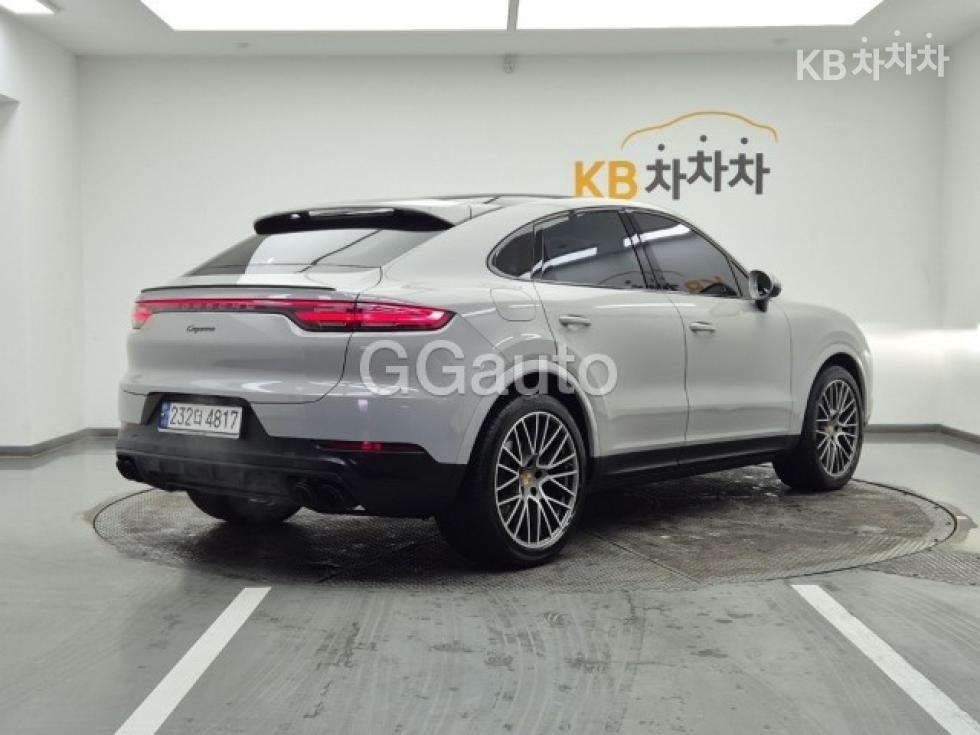 Porsche Cayenne — miniaturë 4