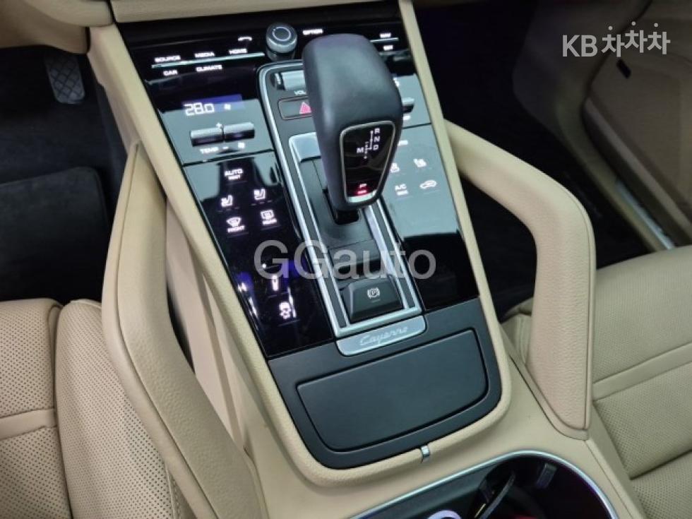 Porsche Cayenne — miniaturë 8