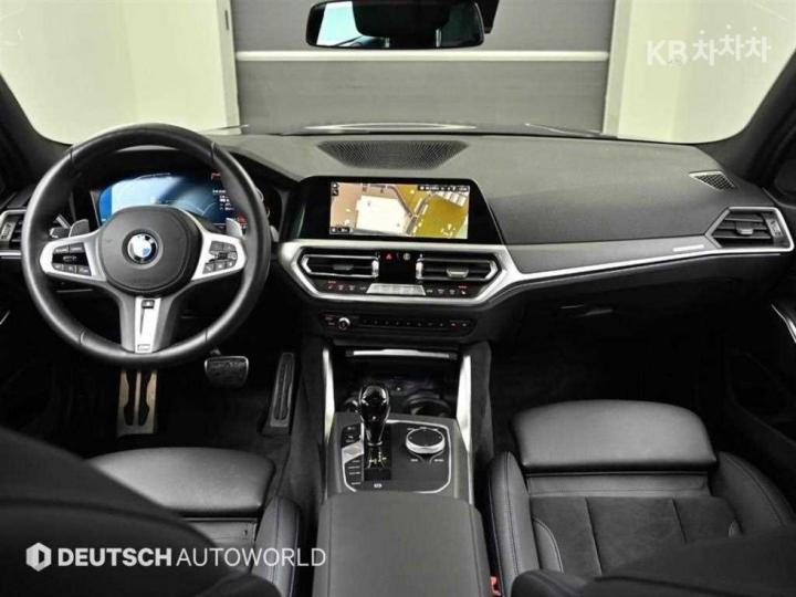 BMW 3 Series G20 320i M Sport 8