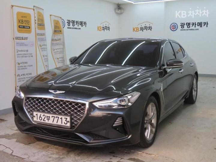 Genesis G70 2.2D Supreme 3