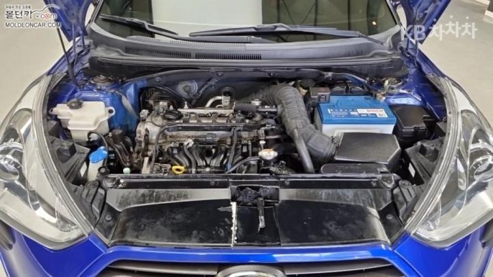 Hyundai Veloster Extreme 9