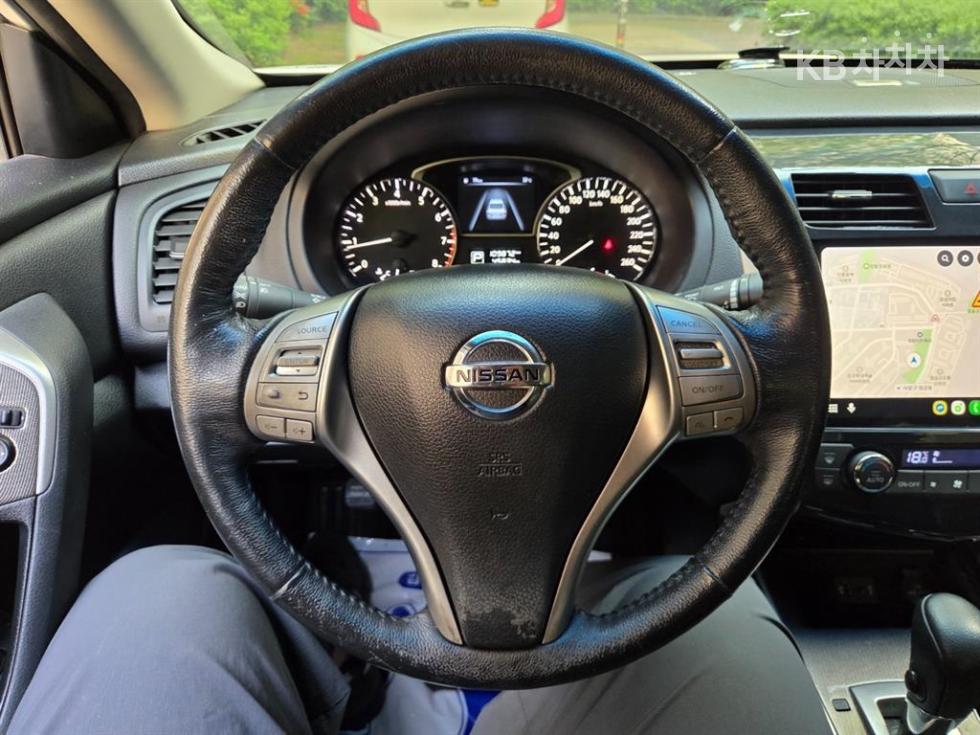 2014 - nissan altima