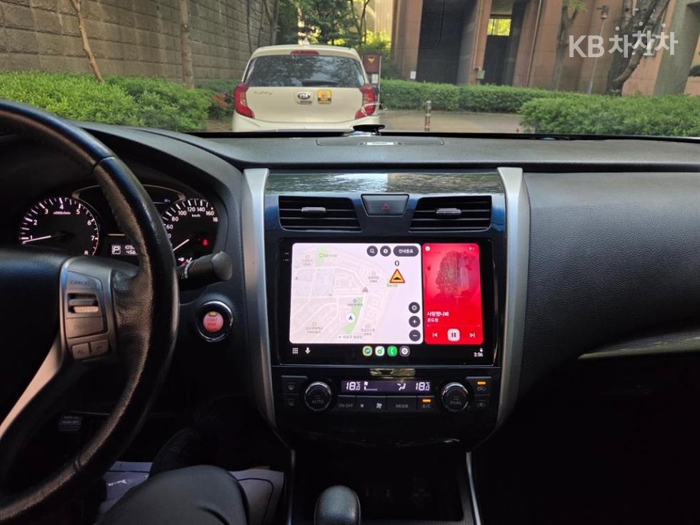2014 - nissan altima