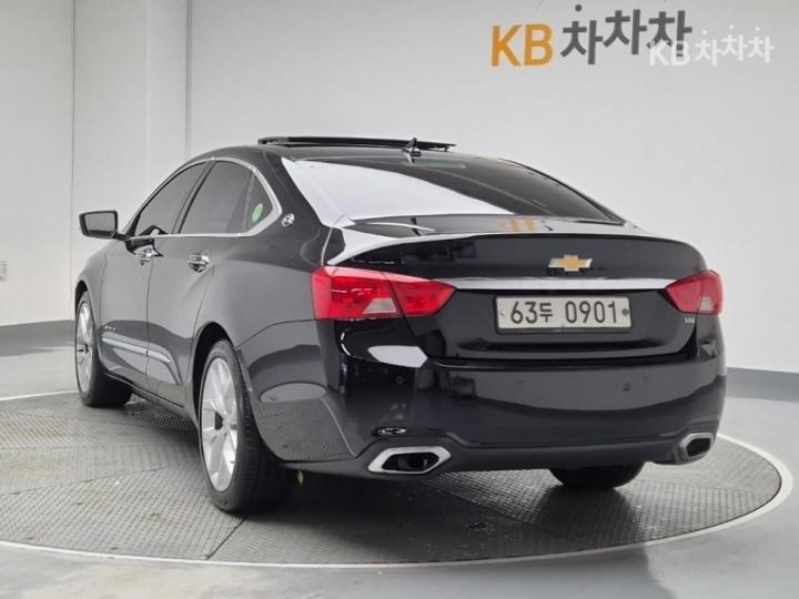 Chevrolet Impala 2.5 LTZ 3