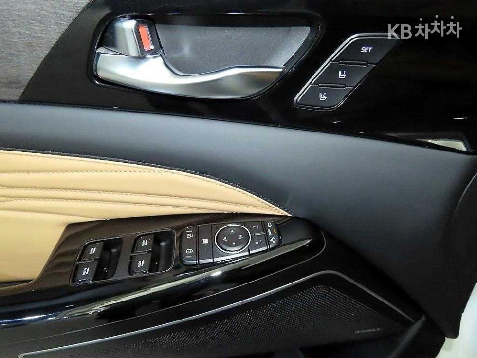 2020 - kia k7