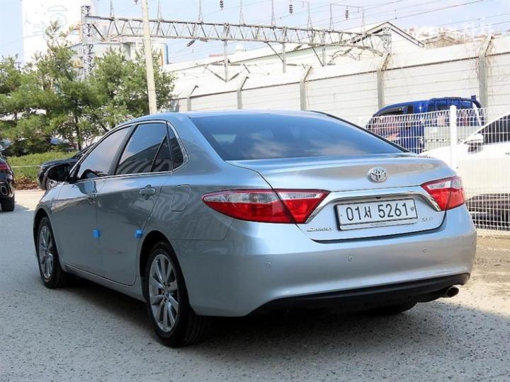 Toyota Camry New 2.5 XLE 4