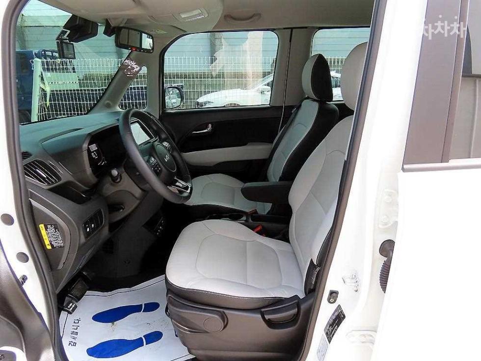 2024 - kia kia