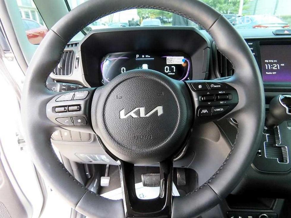 2024 - kia kia