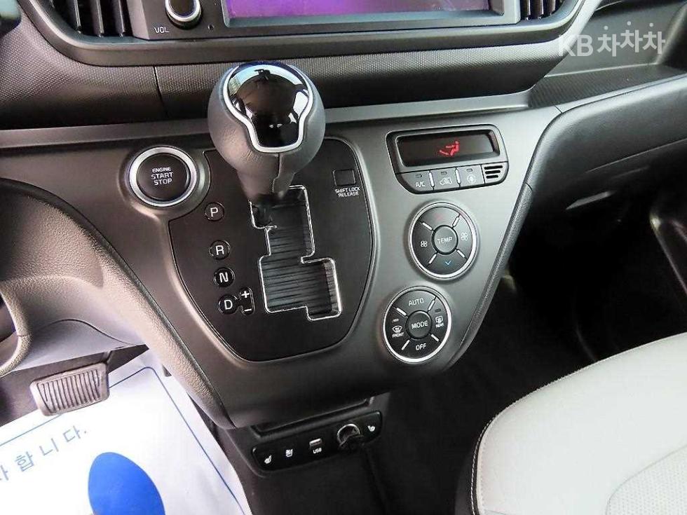 2024 - kia kia