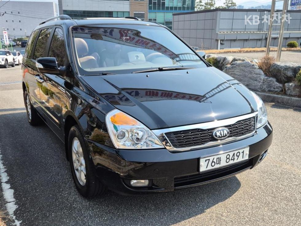 2013 - kia carnival