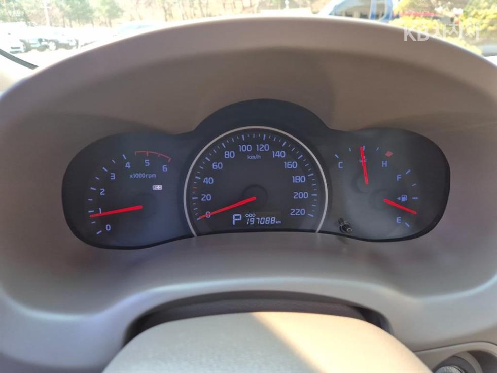 2013 - kia carnival