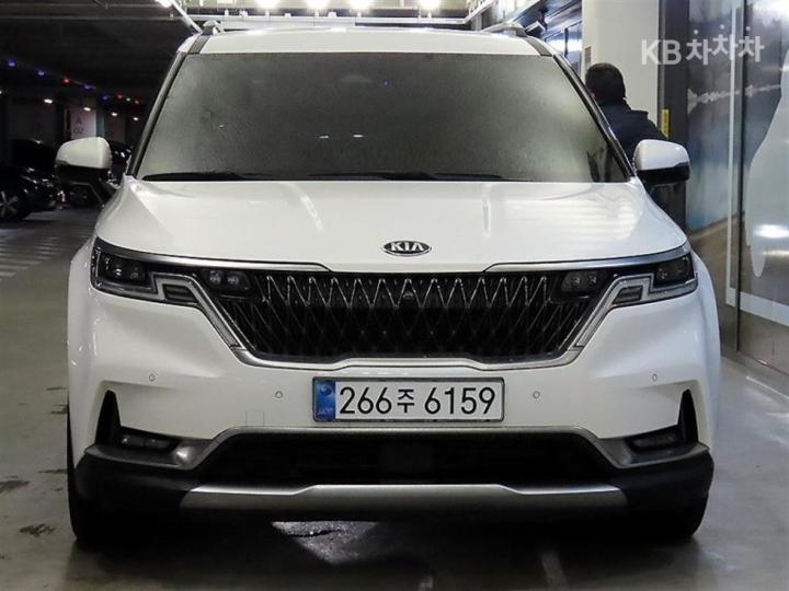 Kia Carnival D2.2 Signature 3