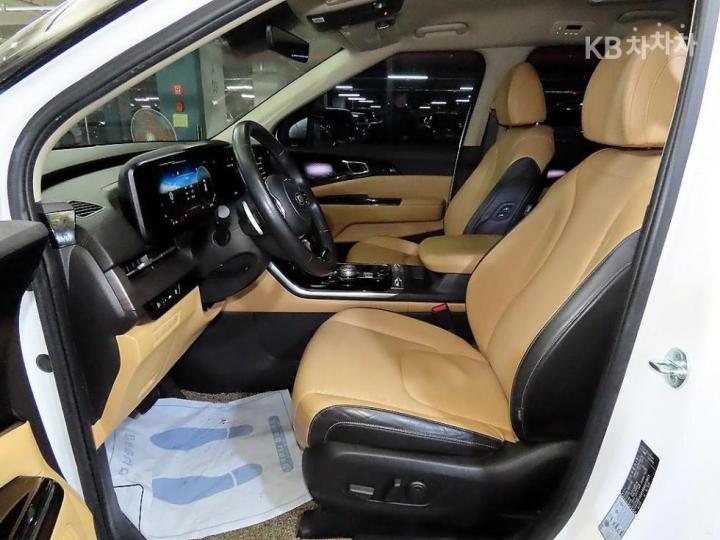 Kia Carnival D2.2 Signature 7
