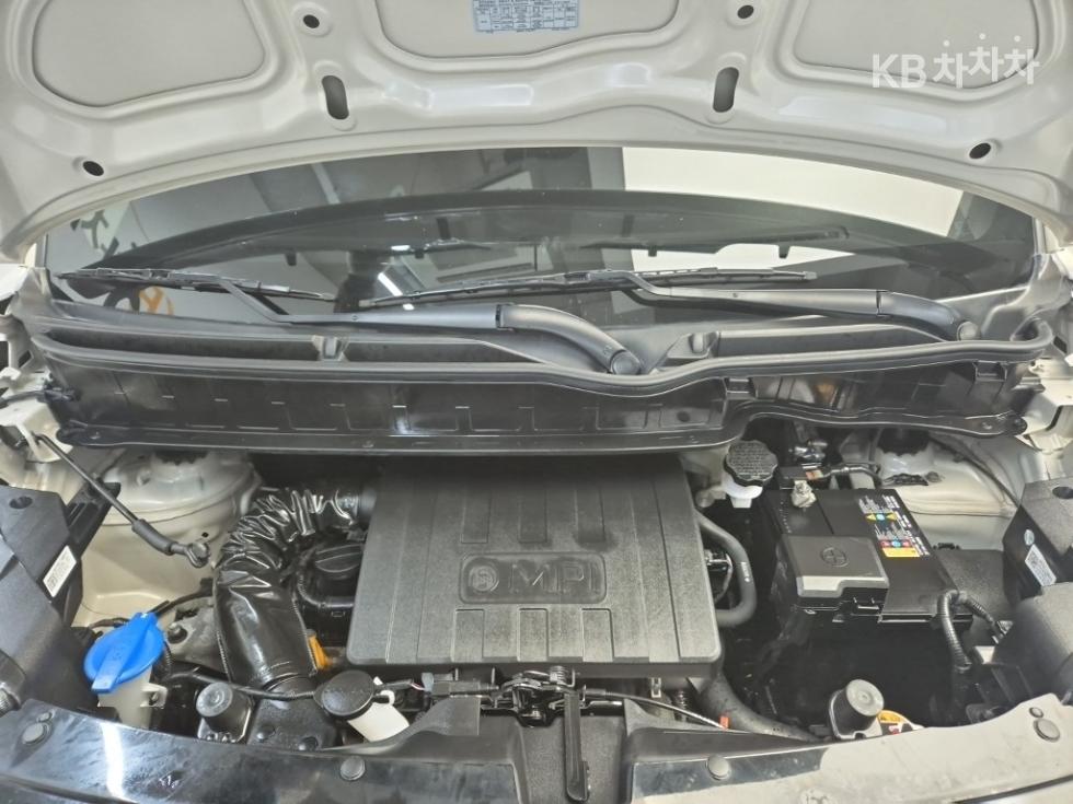 2023 - kia kia