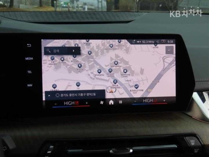 BMW 2 Series Active Tourer U06 218d Luxury 8