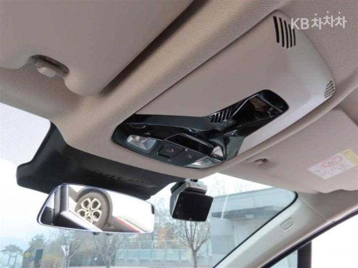 BMW 2 Series Active Tourer U06 218d Luxury 10