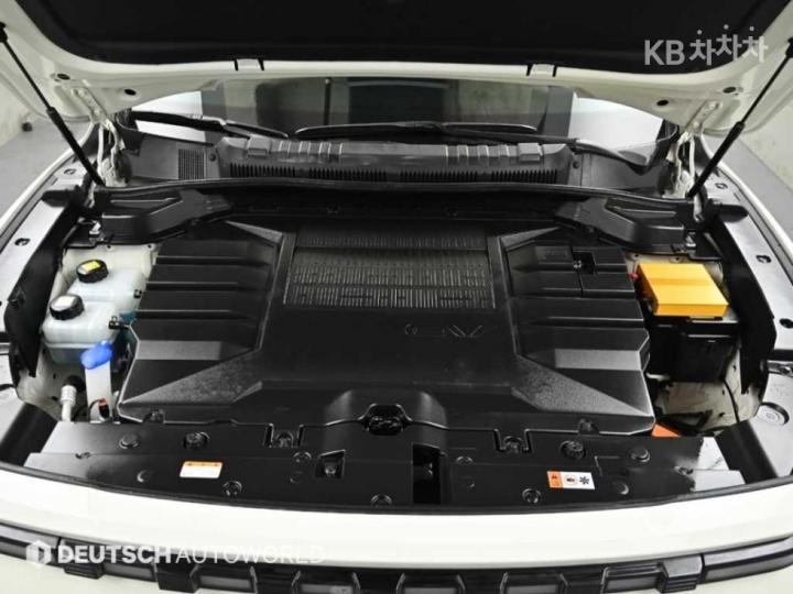 KG Mobility (Ssangyong) Torres EVX U100 2WD E7 7