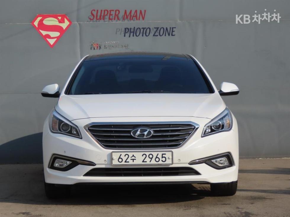 2015 Hyundai LF photo