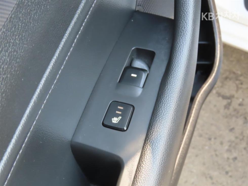 2015 Hyundai LF photo