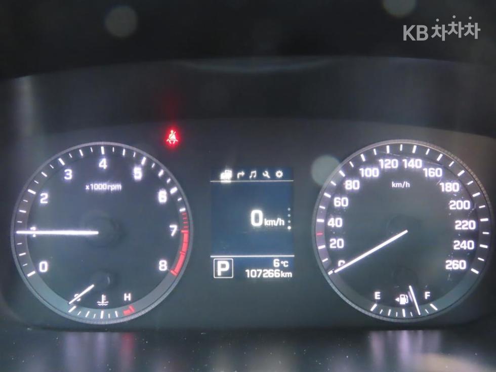 2015 Hyundai LF photo