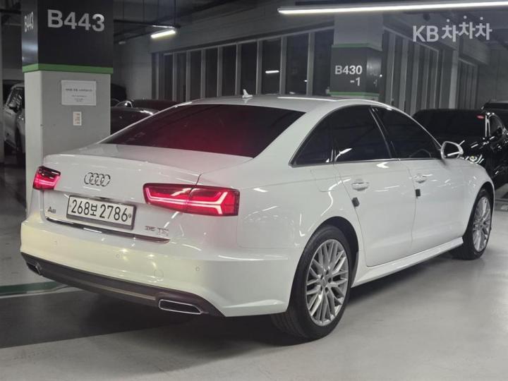 Audi A6 NEW 35 TDI Premium C7 4