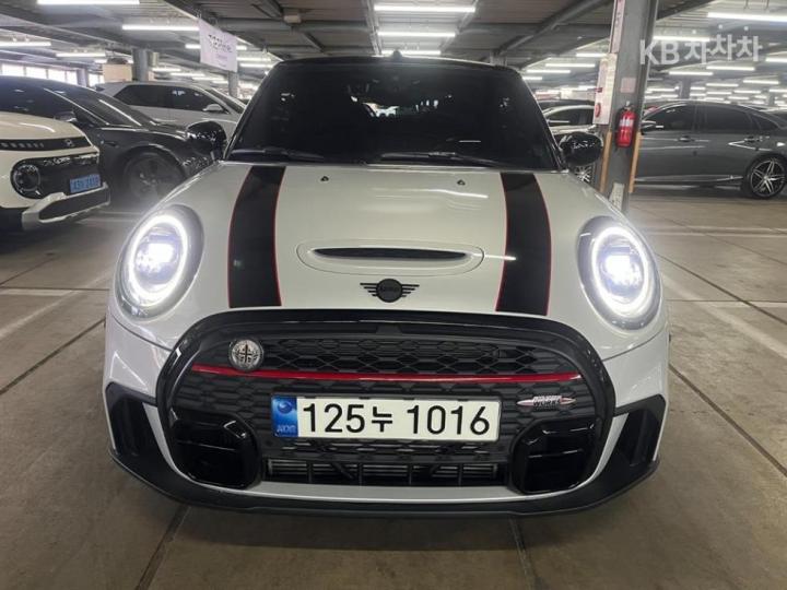 Mini Cooper Convertible New S 2.0 JCW Base Type