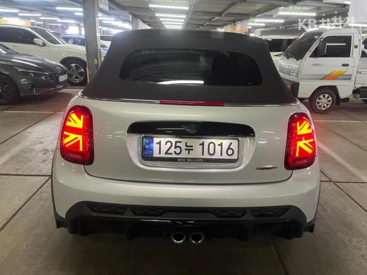 Mini Cooper Convertible New S 2.0 JCW Base Type 6