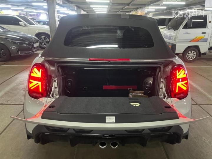 Mini Cooper Convertible New S 2.0 JCW Base Type 7