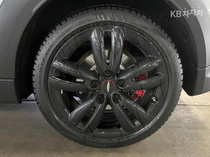 Mini Cooper Convertible New S 2.0 JCW Base Type 9