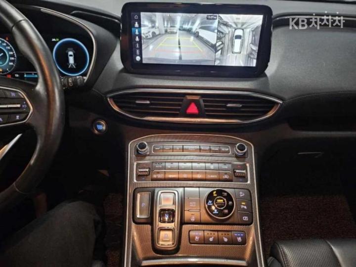 Hyundai Santa Fe TM Hybrid 1.6 HEV 4WD Prestige 7