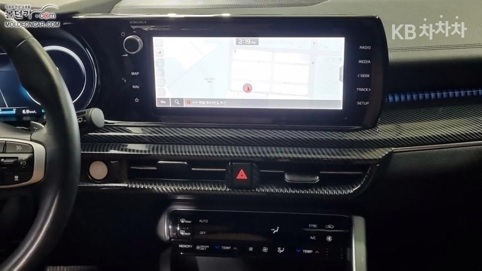 2022 - kia k5