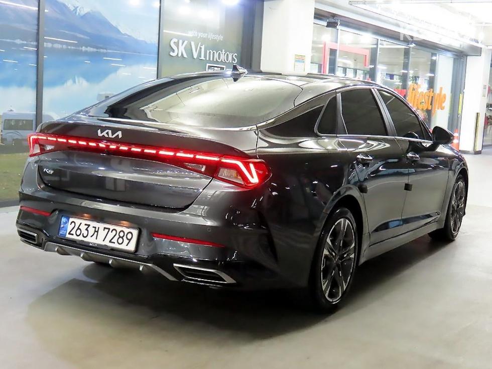 2022 - kia k5