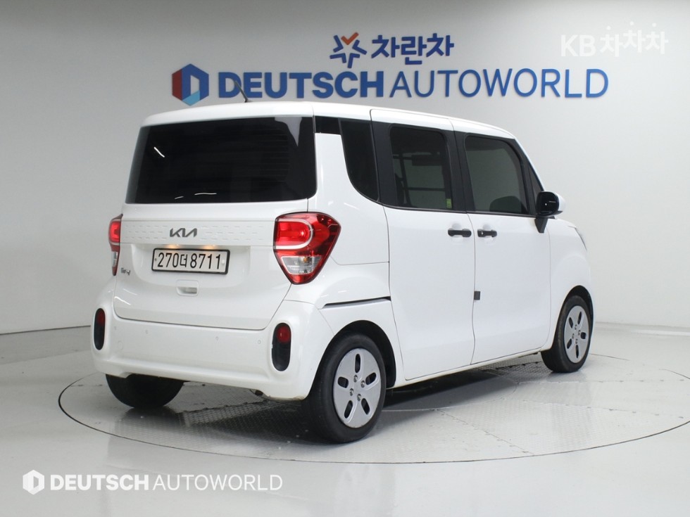 2022 - kia ray