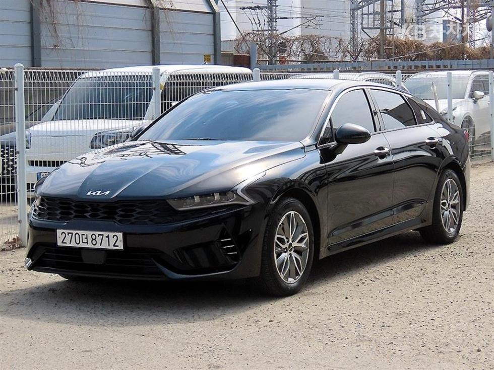 2023 - kia k5