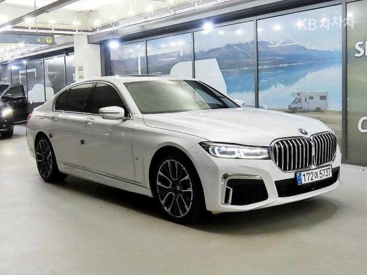BMW 7 Series G11 730d xDrive M Sport 2