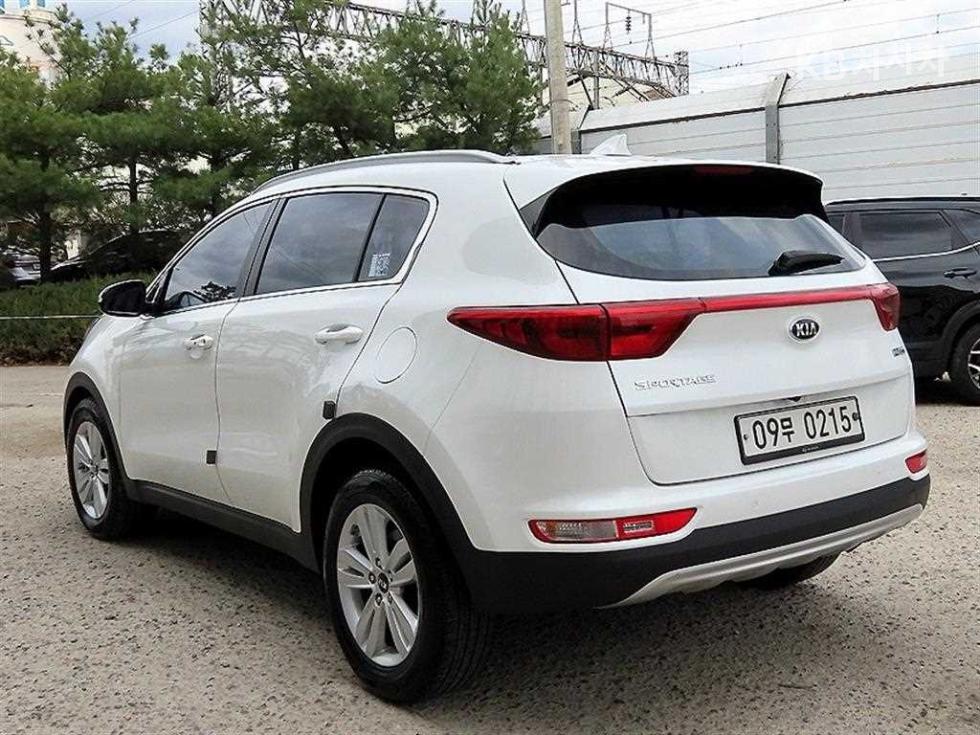 2016 - kia sportage