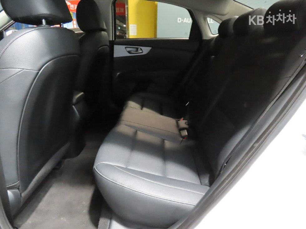 2022 - kia k3