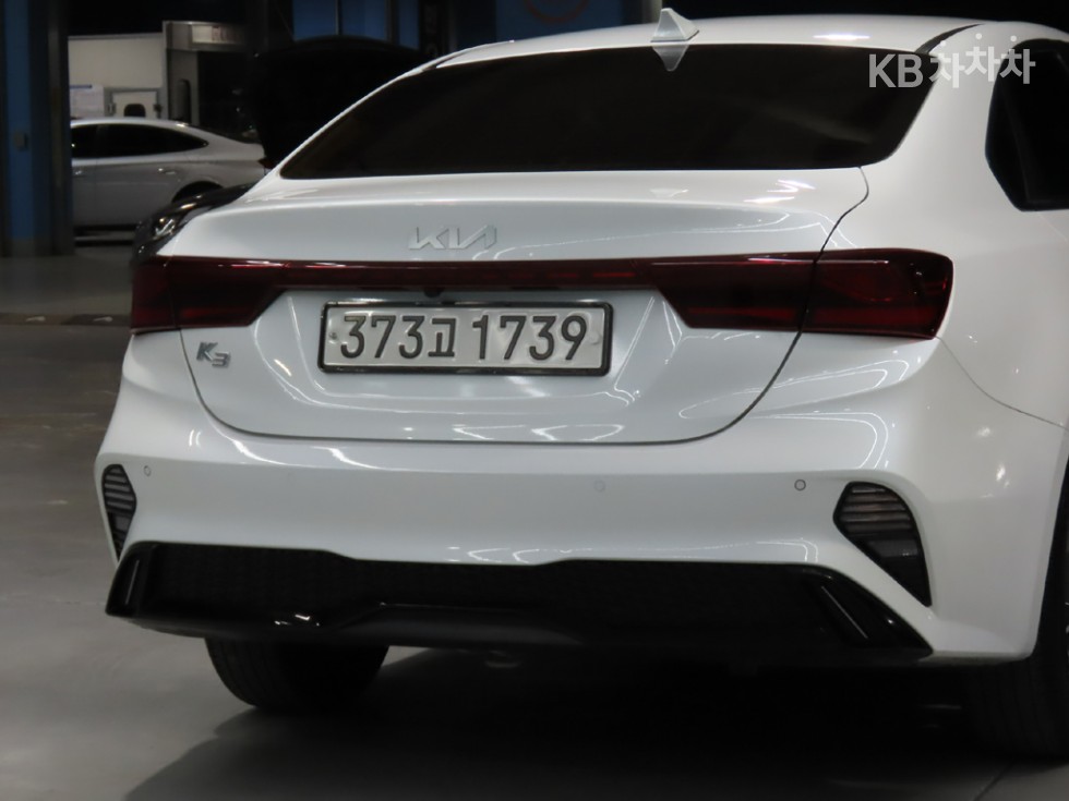 2022 - kia k3