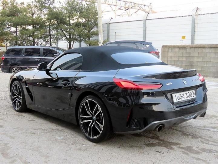 BMW Z4 sDrive 20i M Sport Package 4