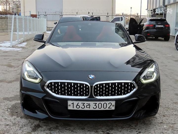 BMW Z4 sDrive 20i M Sport Package 6