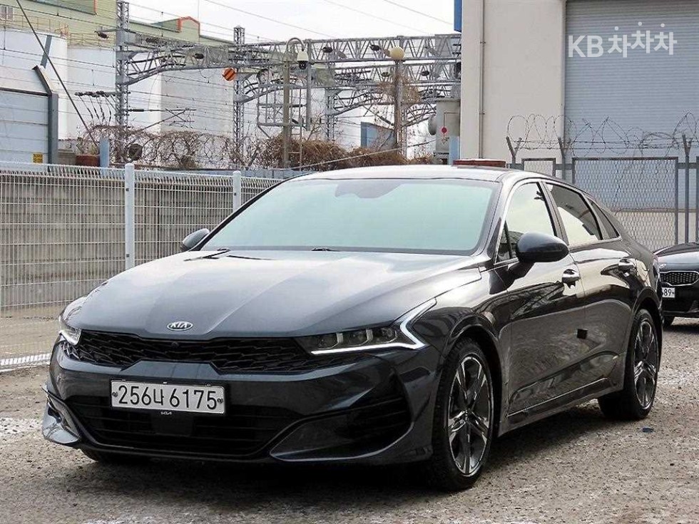 2020 - kia k5