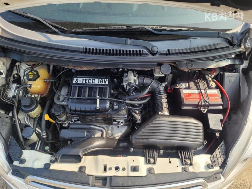 Chevrolet Spark — miniaturë 16