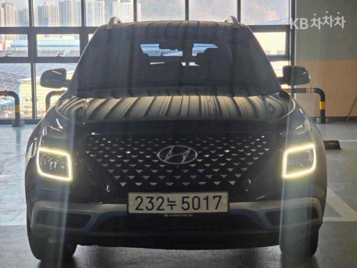 Hyundai Venue Gasoline 1.6 FLUX