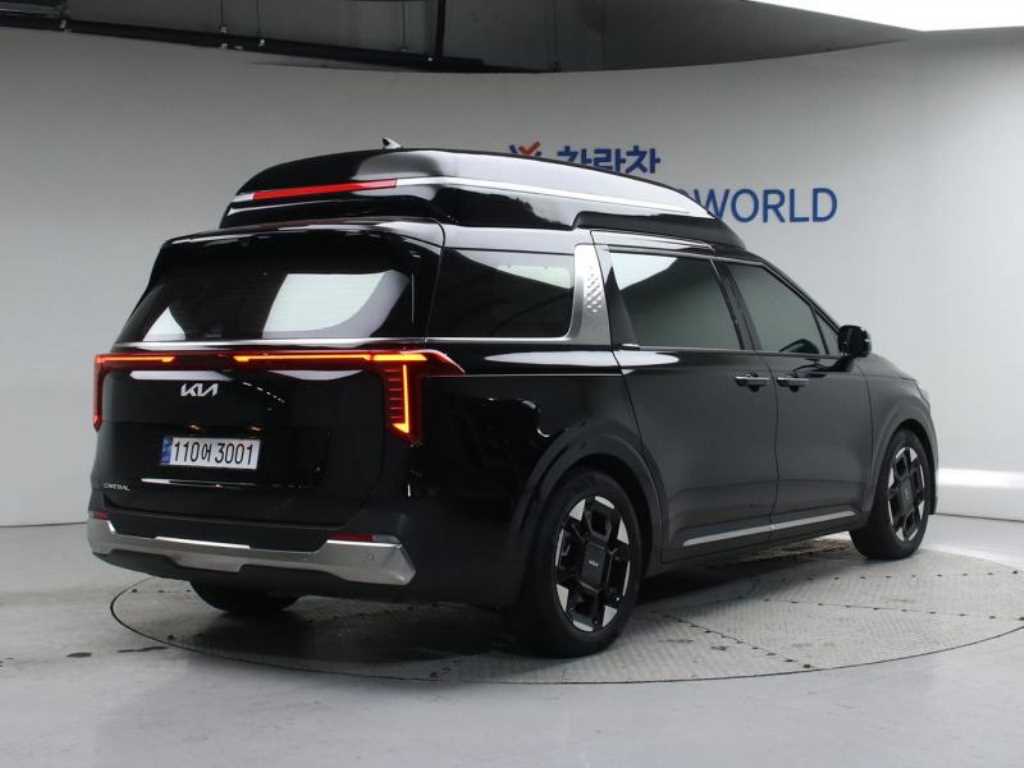 Kia Carnival — miniaturë 2